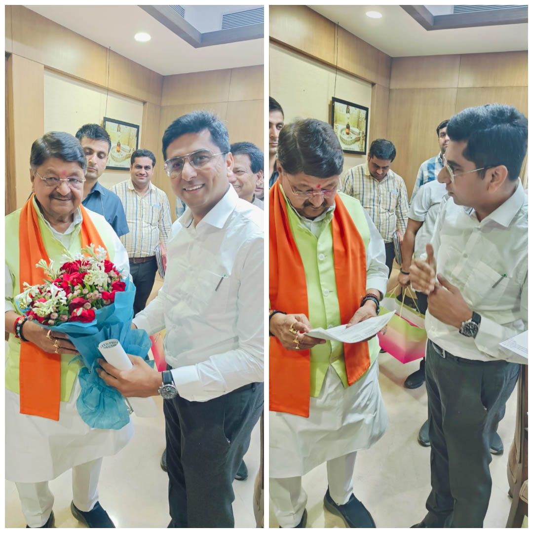 Dr. Zeeshan Ahmed with Shri Kailash Vijayvargiya Dr. Zeeshan Ahmed with Shri Kailash Vijayvargiya