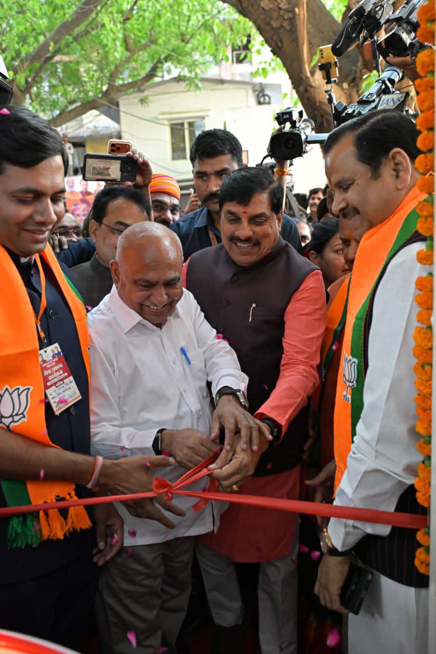 Dr Vishal with CM Dr Vishal with CM
